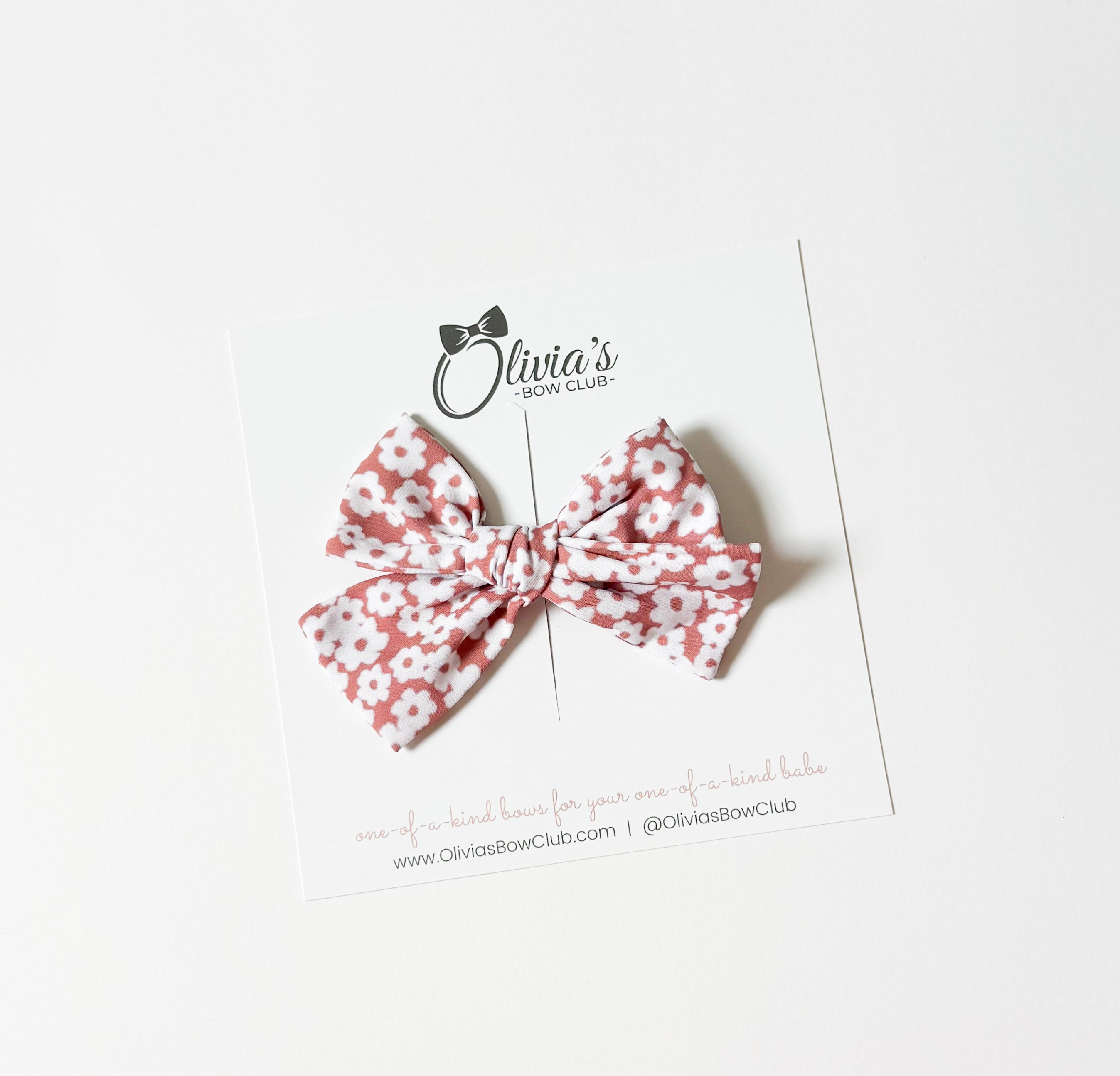 The Feature Olivia Bow