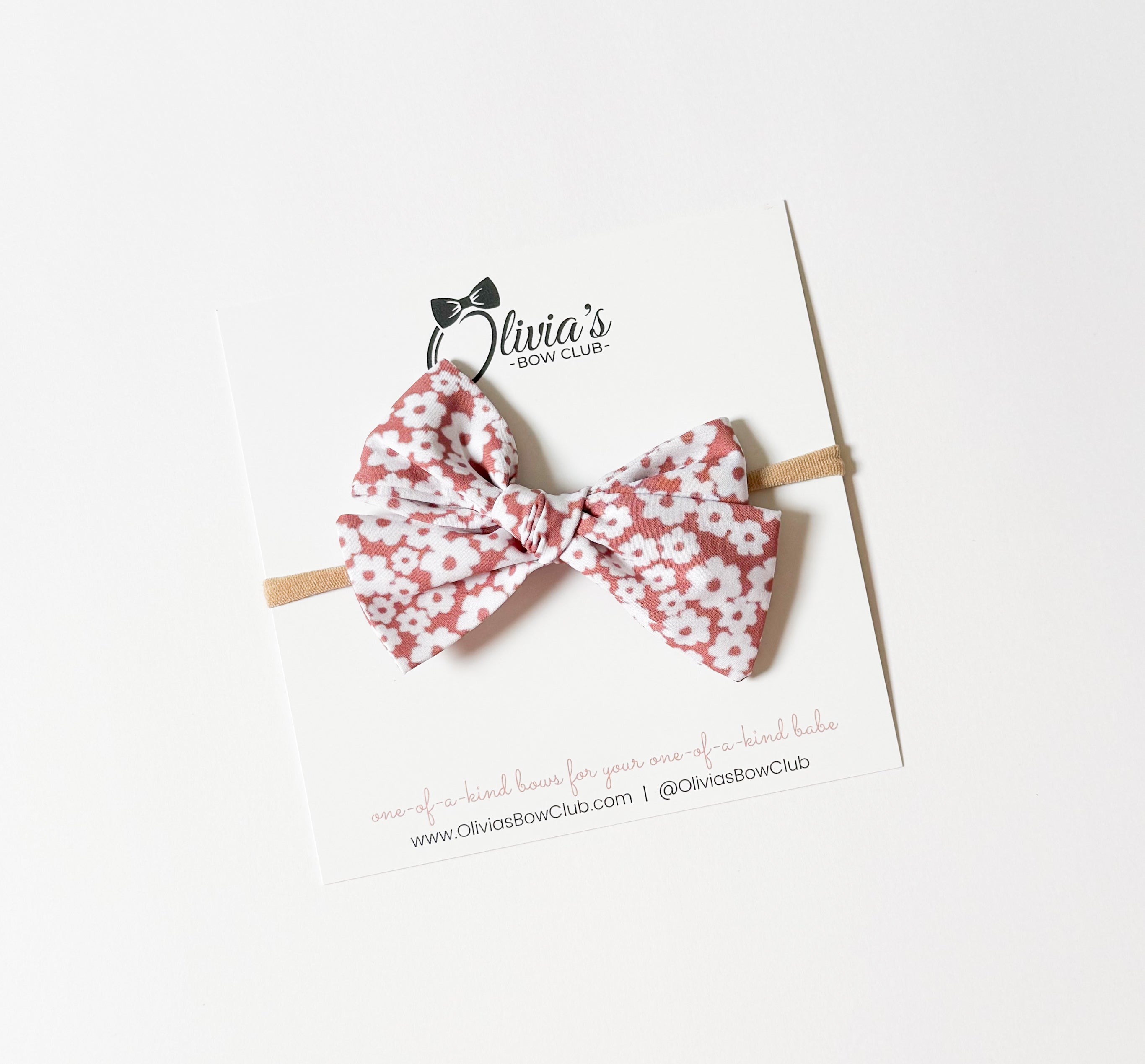 The Feature Olivia Bow